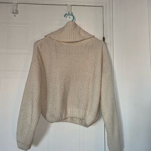 Beige Cropped turtle neck